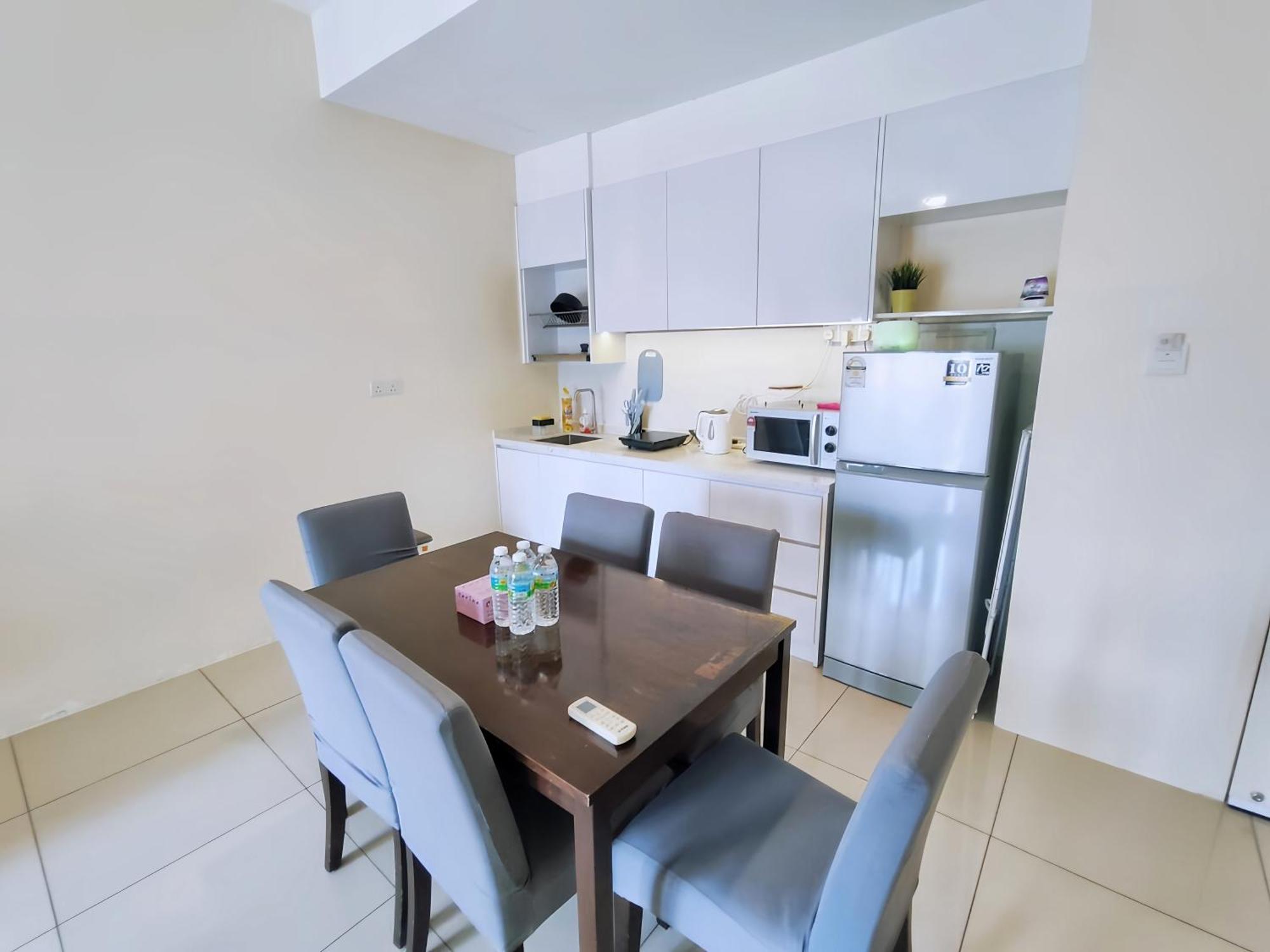 Sg Residences *